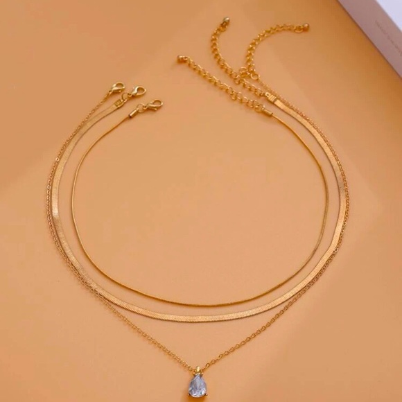 👑NEW WOMEN’S GOLD WATER DROP LAYERED NECKLACE! - Picture 2 of 8
